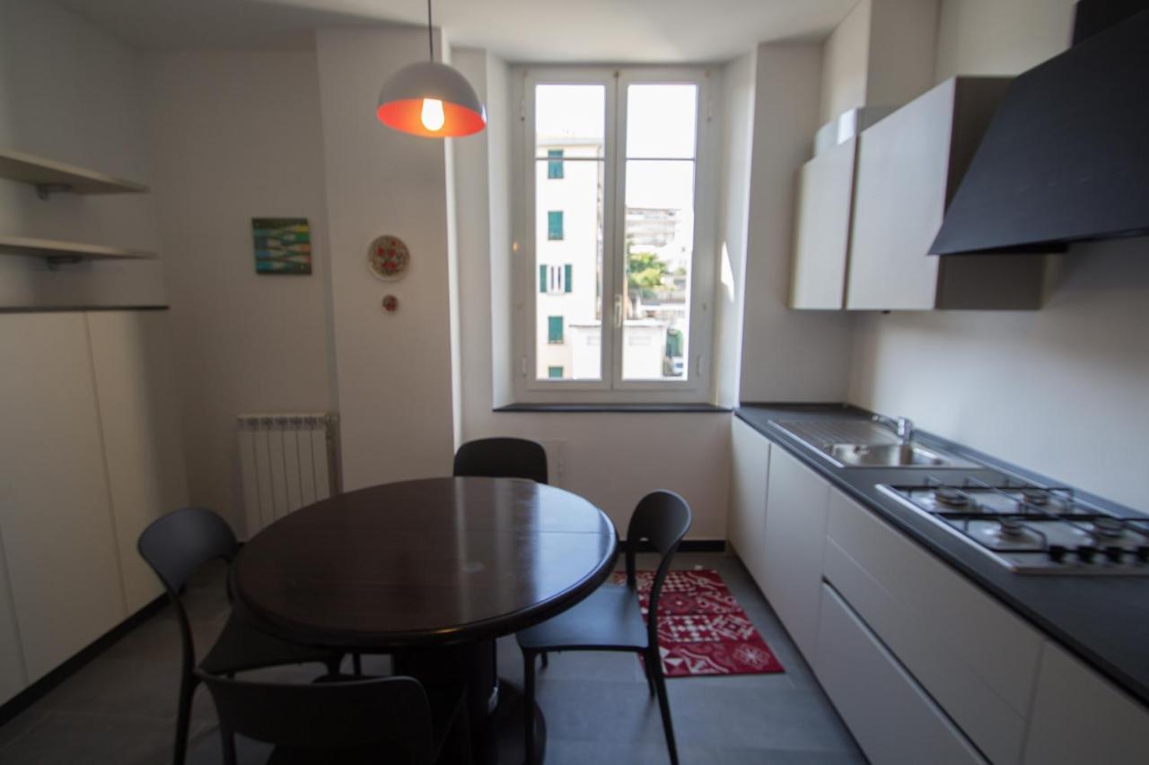 Appartamento Di 5 Locali,8 Posti Letto Vista Mare Varraze Exterior foto